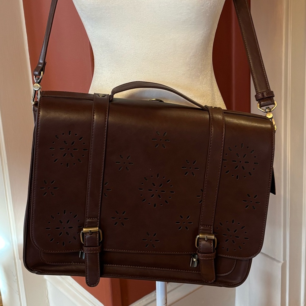 Brown Leather Shoulder Bag with Adjustable Strap